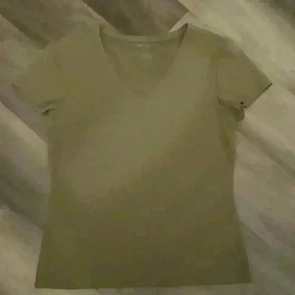 Women's Tops  - Picture 2 of 4